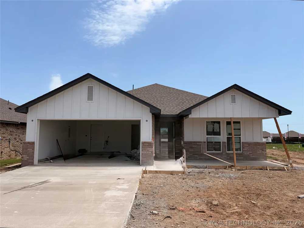 10927 S 271st EastAvenue Coweta, OK 74429
