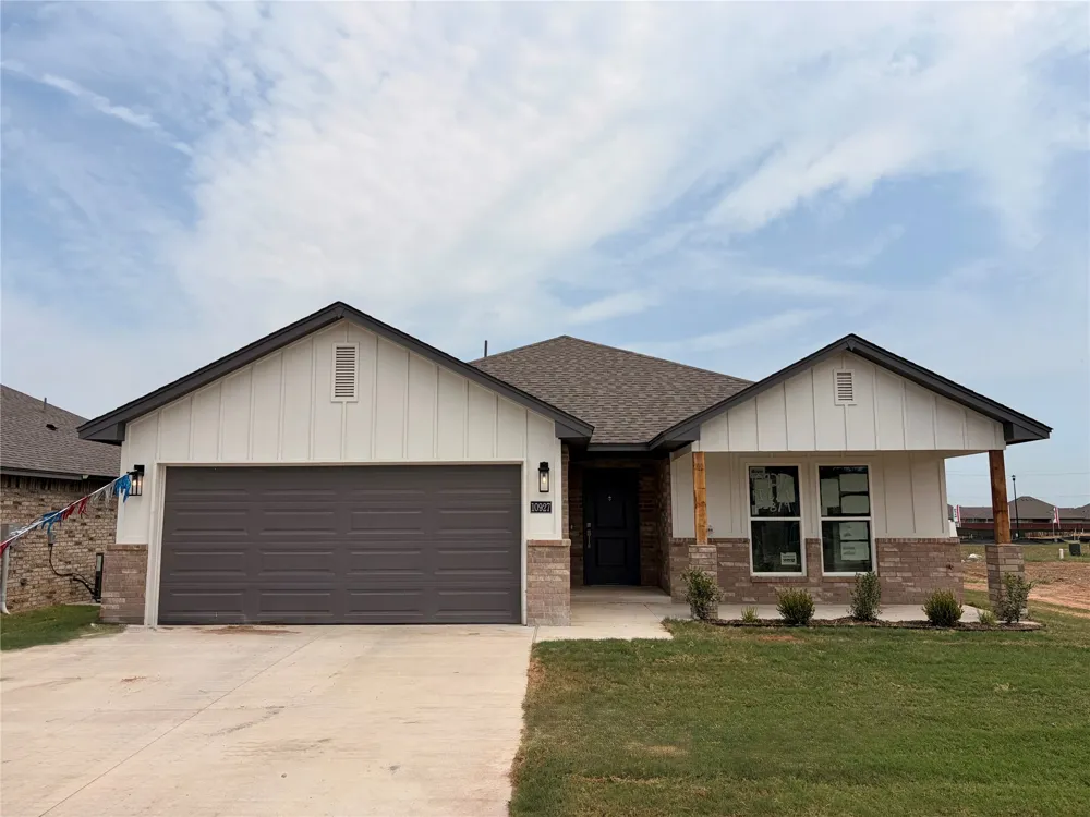 10927 S 271st EastAvenue Coweta, OK 74429