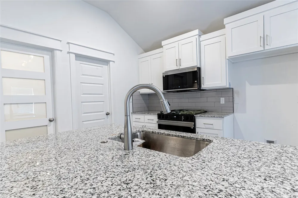 10927 S 271st EastAvenue Coweta, OK 74429
