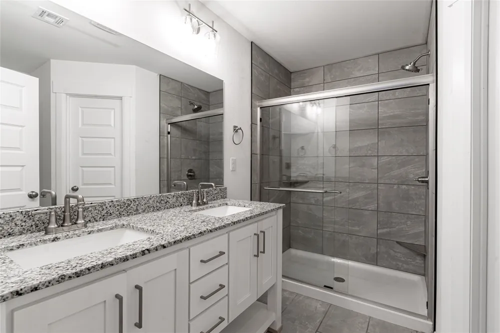 10927 S 271st EastAvenue Coweta, OK 74429