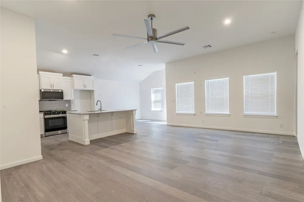 10927 S 271st EastAvenue Coweta, OK 74429