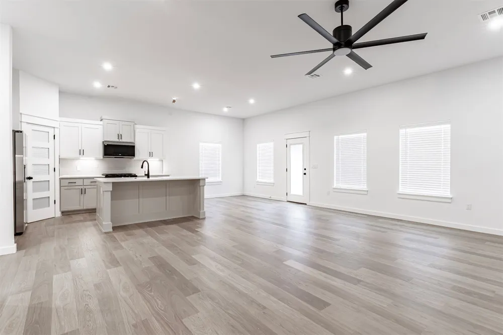 203 S 25th Street Collinsville, OK 74021