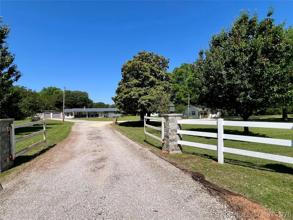 20014 Highway 32 Kingston, OK 73439