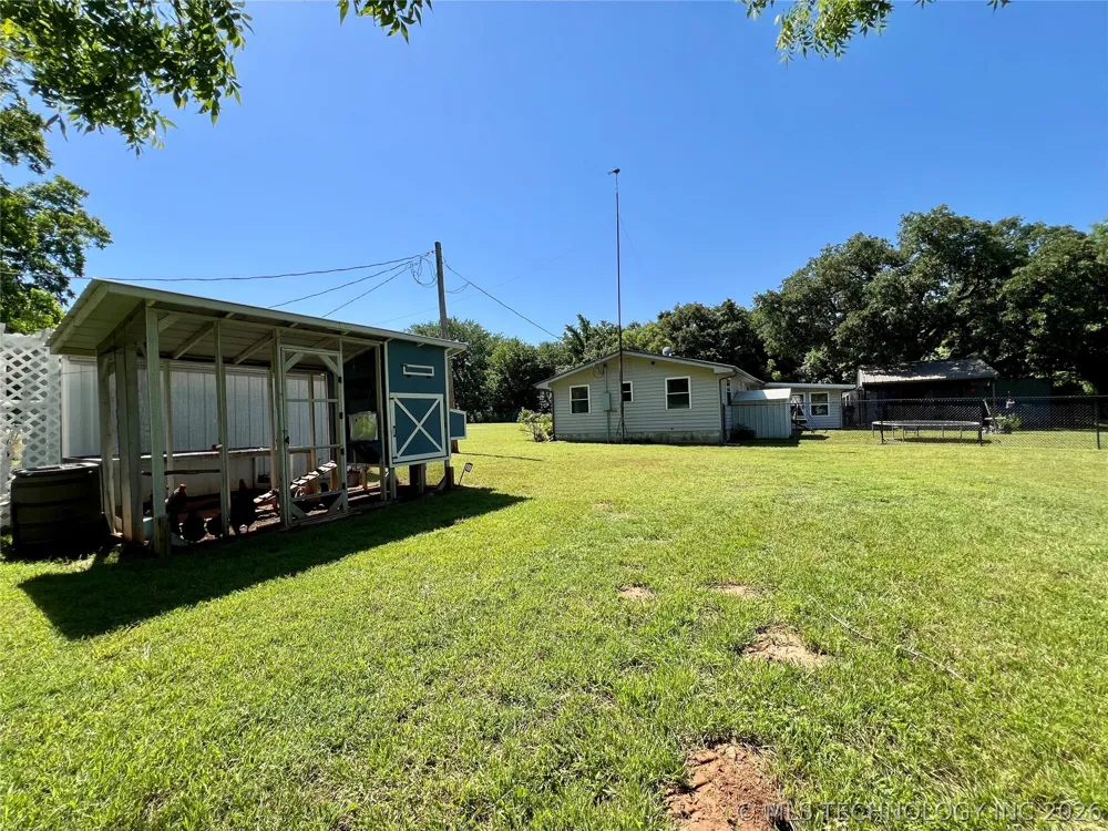 20014 Highway 32 Kingston, OK 73439