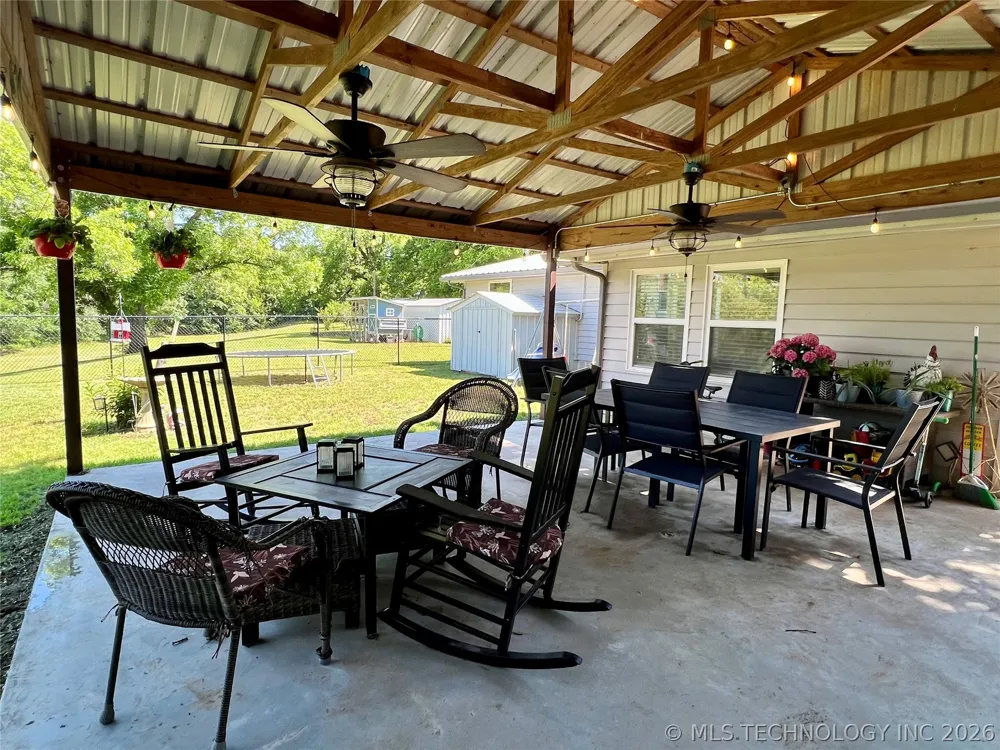 20014 Highway 32 Kingston, OK 73439