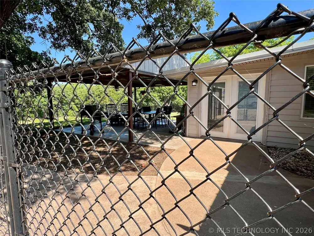 20014 Highway 32 Kingston, OK 73439