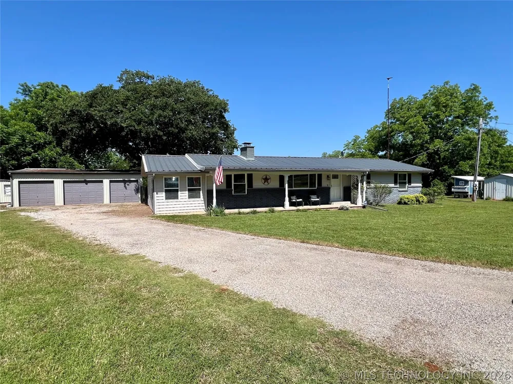 20014 Highway 32 Kingston, OK 73439