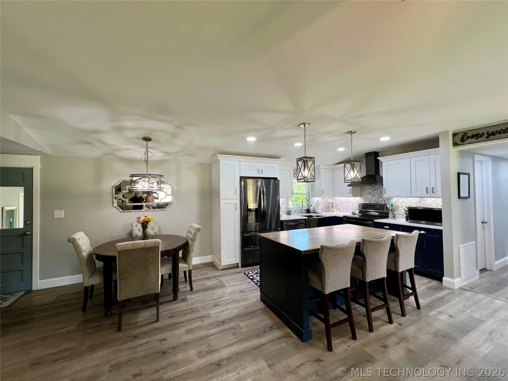 20014 Highway 32 Kingston, OK 73439