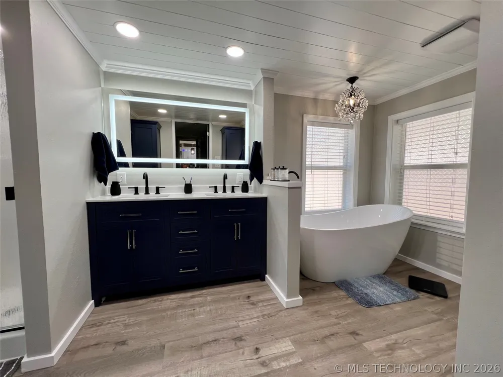 20014 Highway 32 Kingston, OK 73439