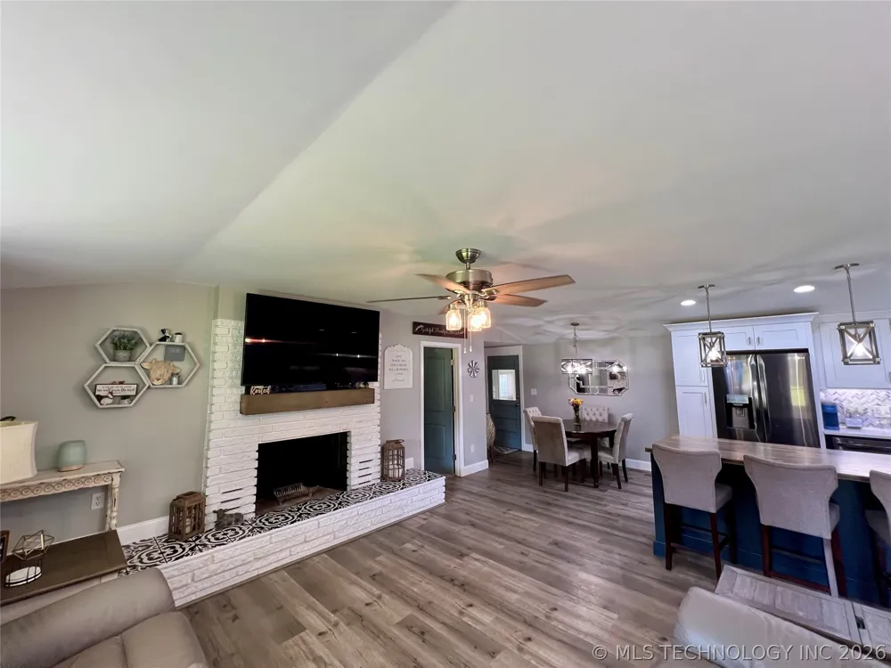 20014 Highway 32 Kingston, OK 73439