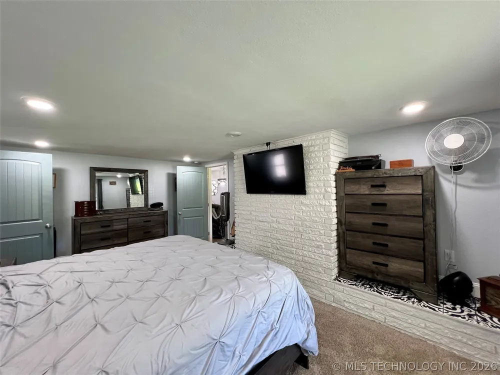 20014 Highway 32 Kingston, OK 73439