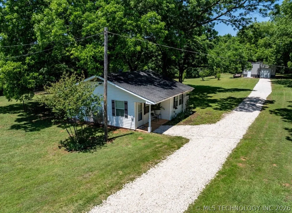 20014 Highway 32 Kingston, OK 73439