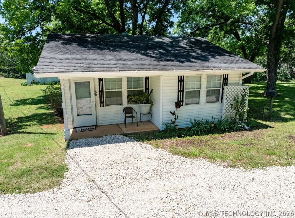 20014 Highway 32 Kingston, OK 73439