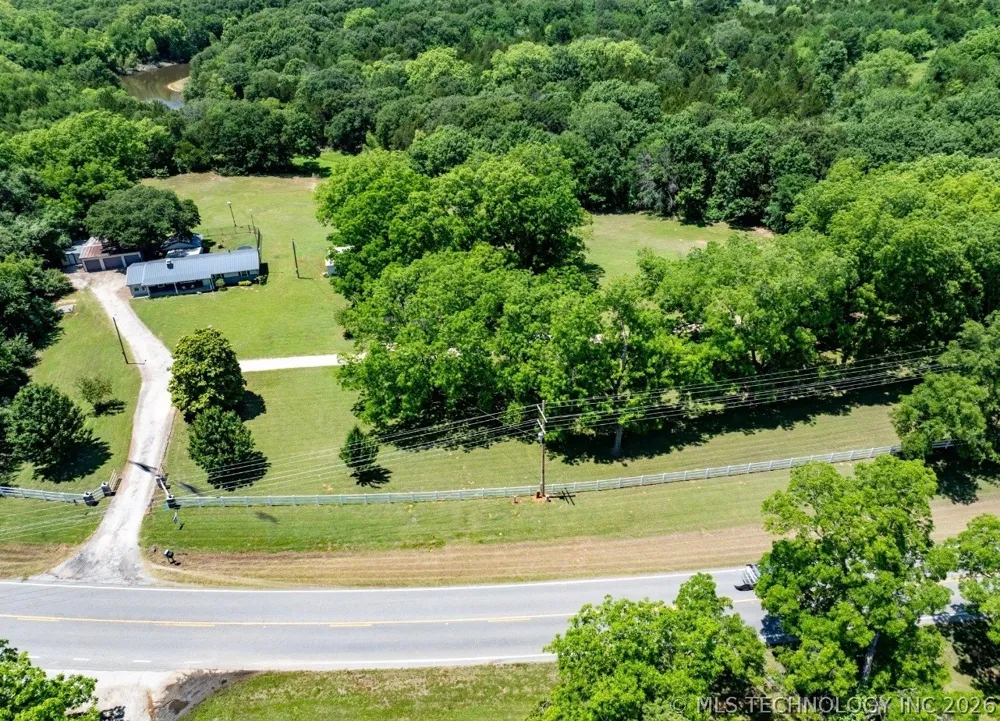 20014 Highway 32 Kingston, OK 73439