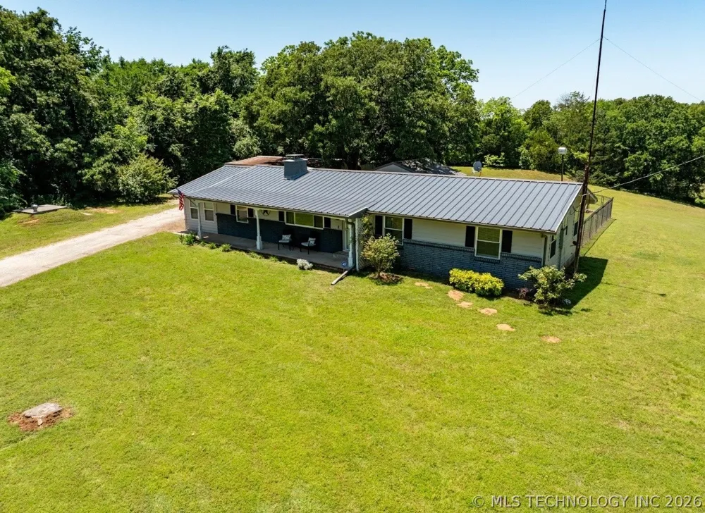 20014 Highway 32 Kingston, OK 73439