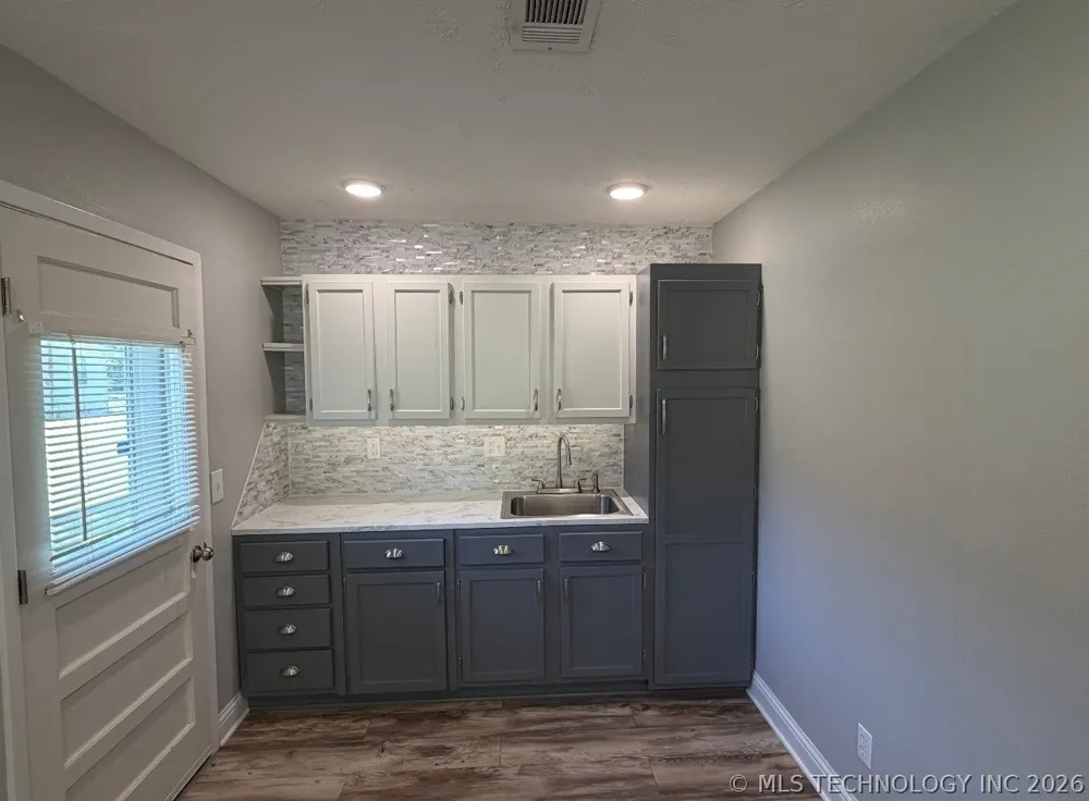 20014 Highway 32 Kingston, OK 73439