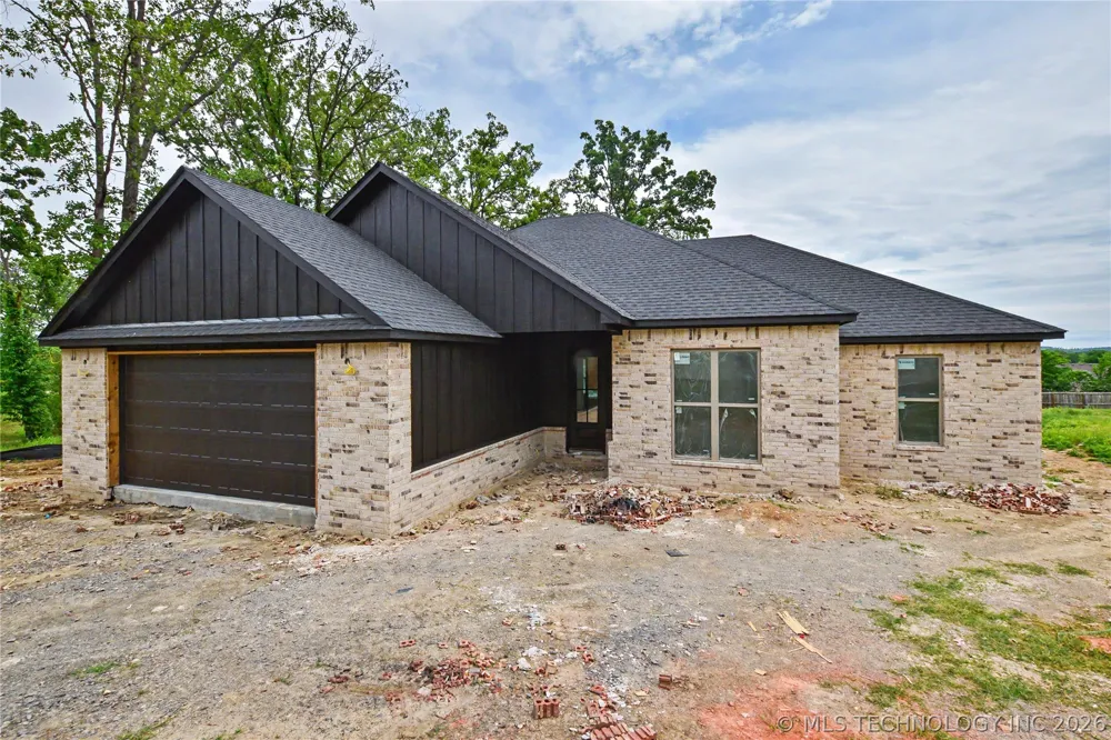 685 Woodlands Drive Tahlequah, OK 74464