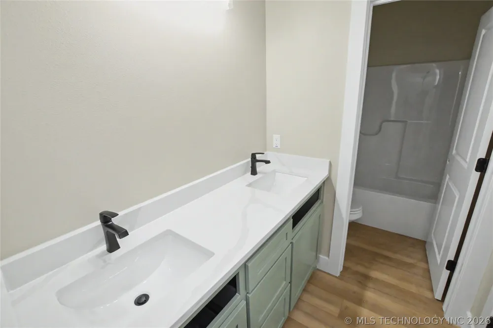 685 Woodlands Drive Tahlequah, OK 74464
