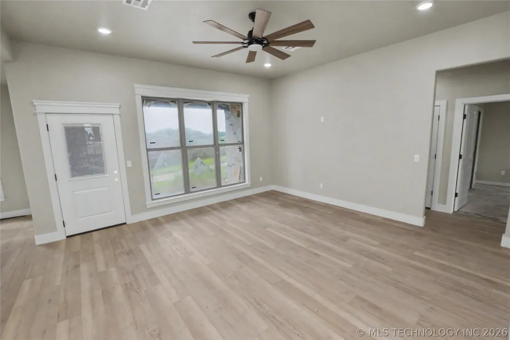 685 Woodlands Drive Tahlequah, OK 74464