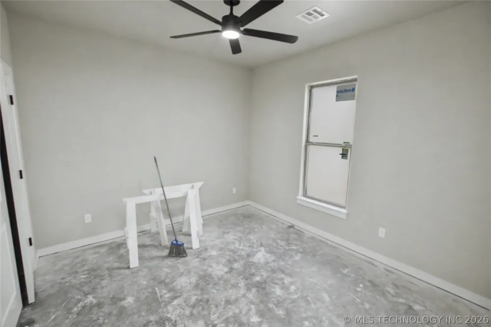 685 Woodlands Drive Tahlequah, OK 74464