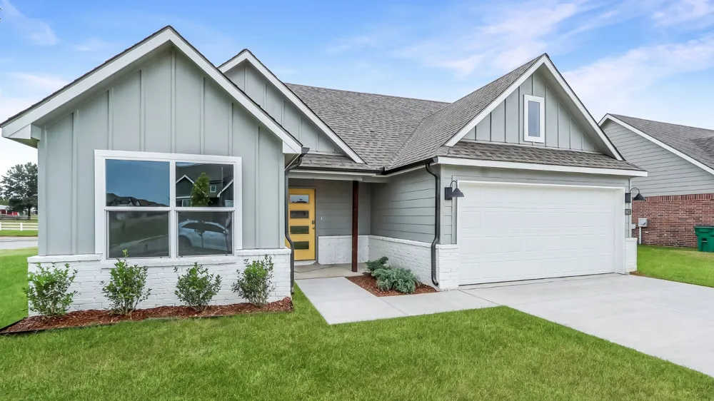 8605 E Galveston Street Broken Arrow, OK 74014