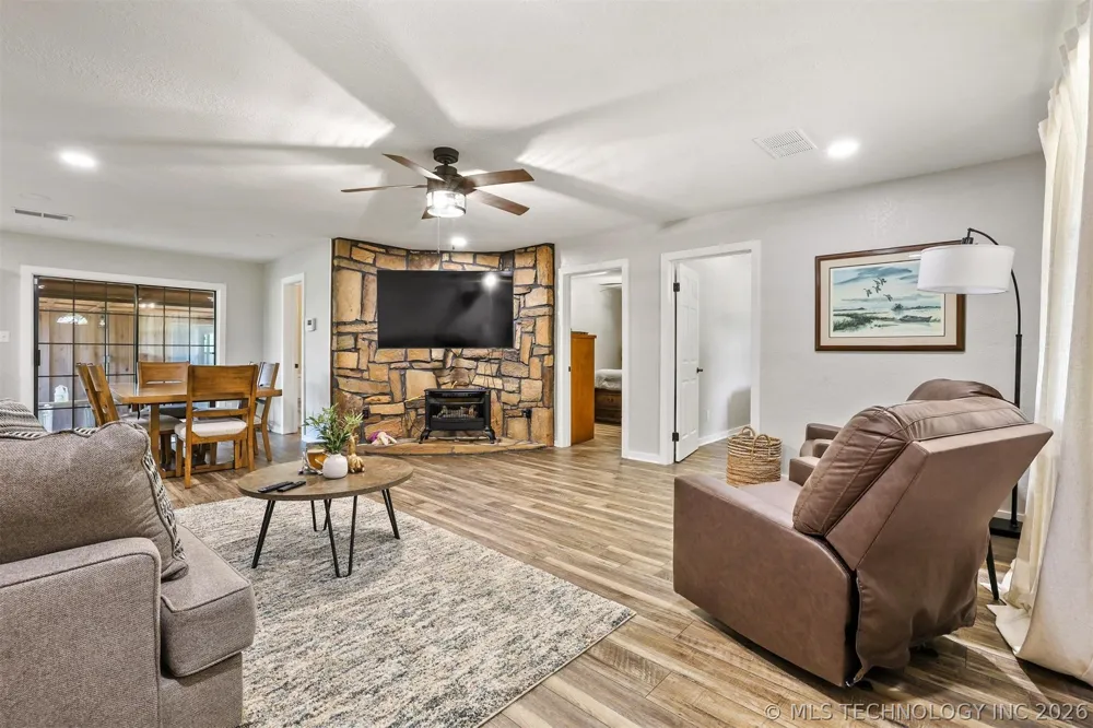 2042 E 1980 ROAD Antlers, OK 74523