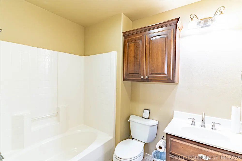 39865 W 221st Street S Bristow, OK 74010
