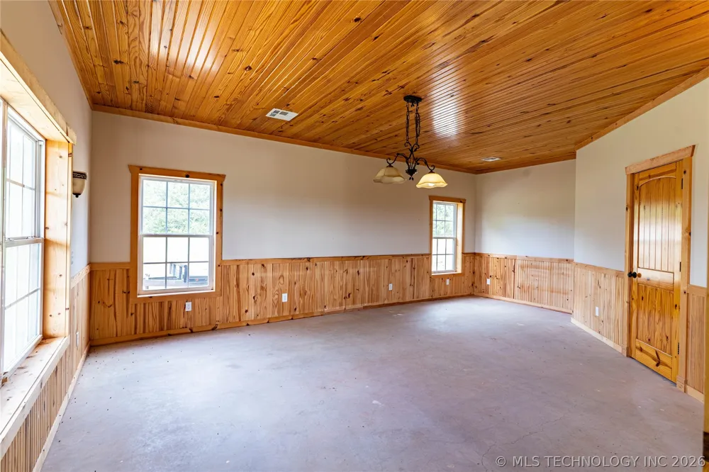 39865 W 221st Street S Bristow, OK 74010
