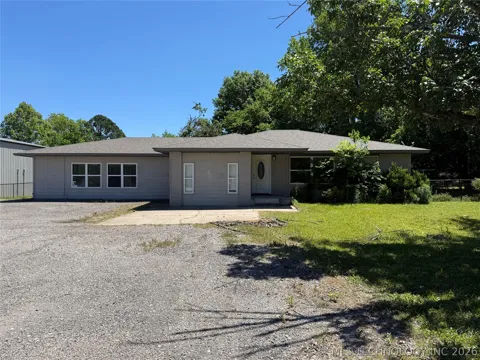 206 S Main