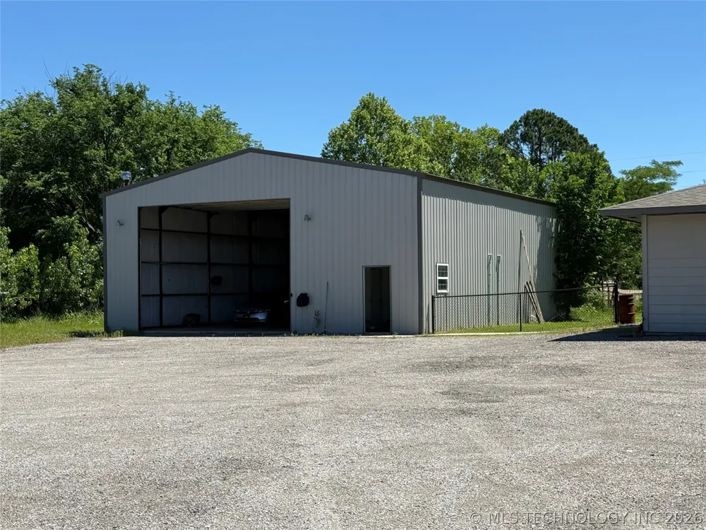 206 S Main Ada, OK 74820