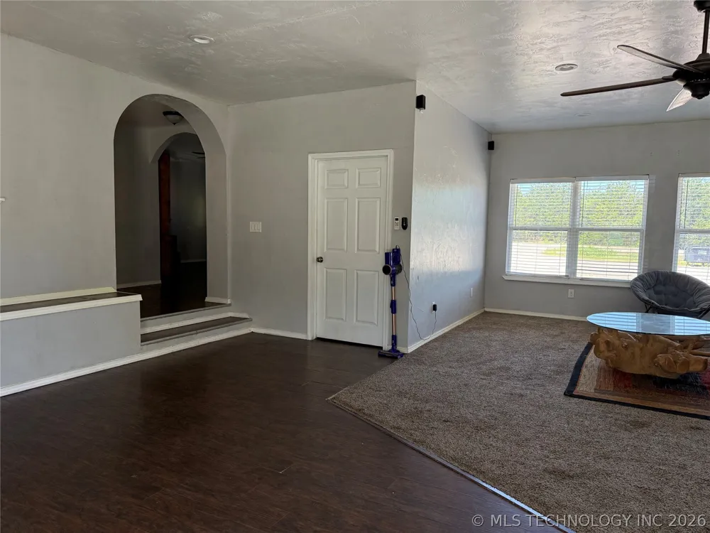 206 S Main Ada, OK 74820