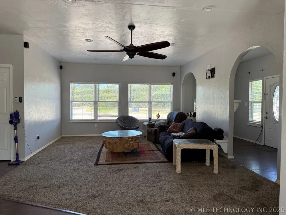 206 S Main Ada, OK 74820