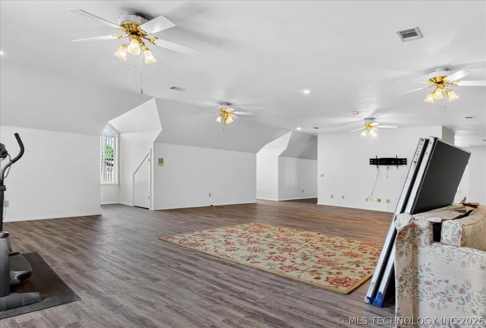 6700 SE Quail Ridge Road Bartlesville, OK 74006