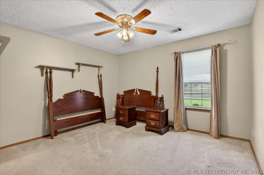 6700 SE Quail Ridge Road Bartlesville, OK 74006
