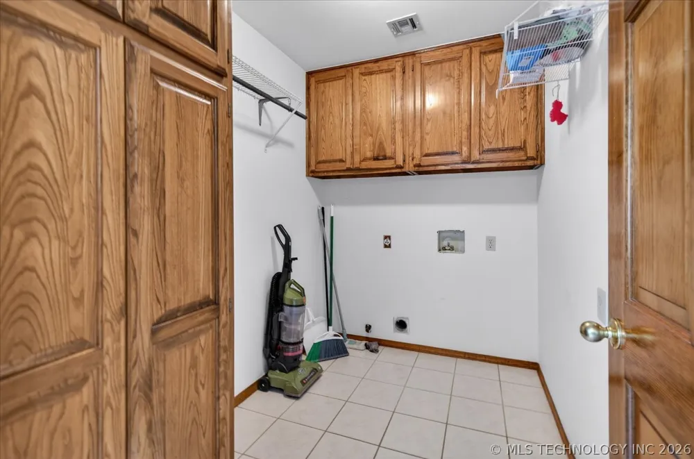 6700 SE Quail Ridge Road Bartlesville, OK 74006