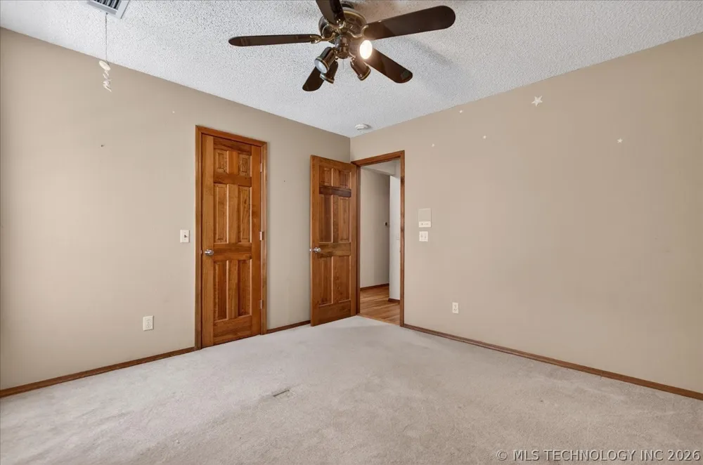 6700 SE Quail Ridge Road Bartlesville, OK 74006