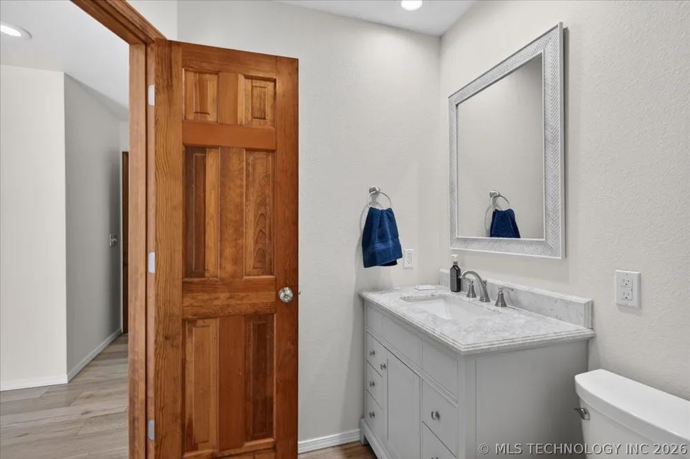 6700 SE Quail Ridge Road Bartlesville, OK 74006