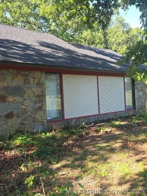 65 Pickle Lane Heavener, OK 74937