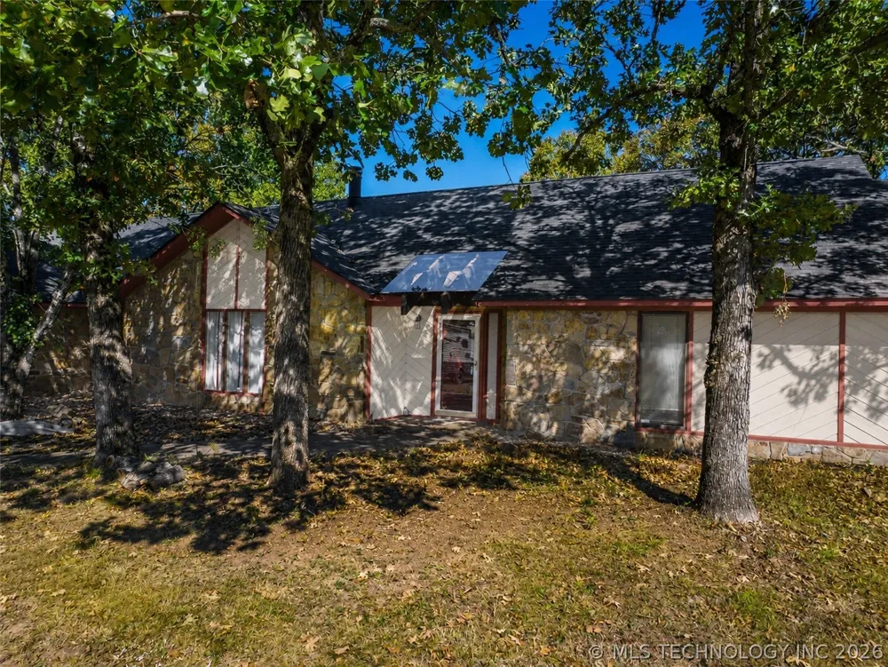 65 Pickle Lane Heavener, OK 74937