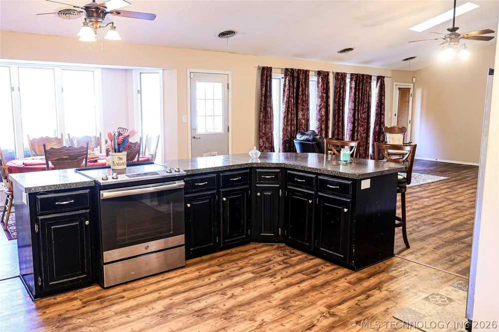 65 Pickle Lane Heavener, OK 74937
