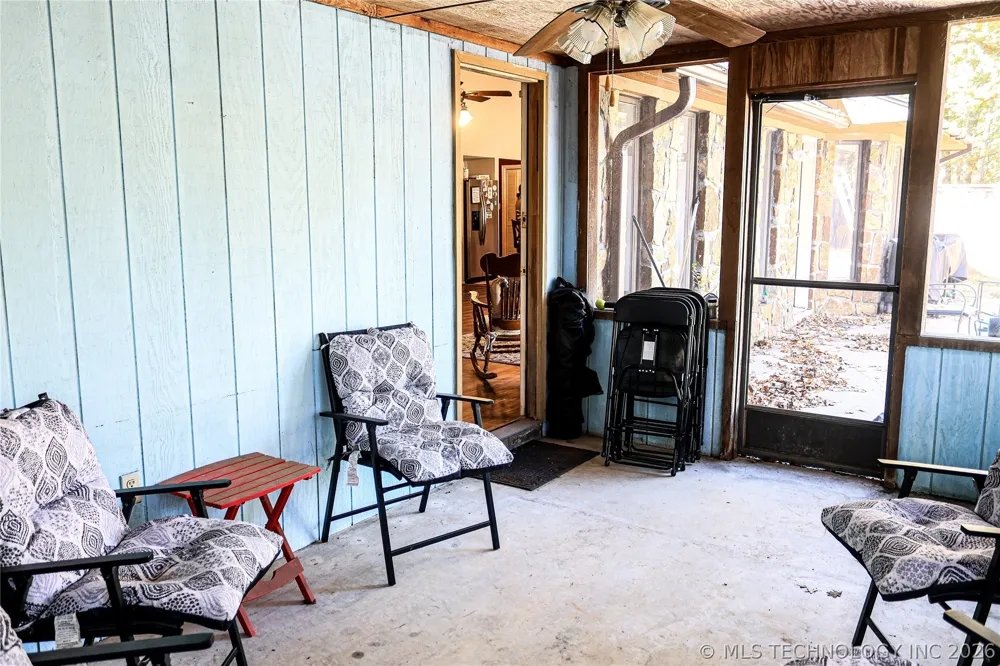 65 Pickle Lane Heavener, OK 74937