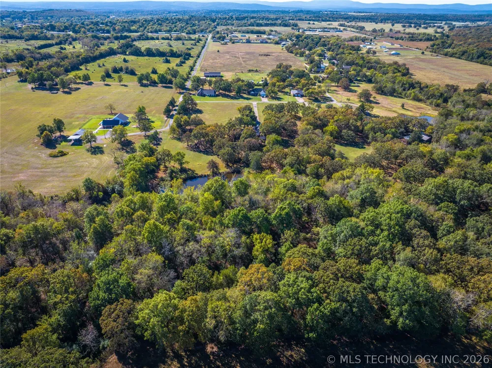65 Pickle Lane Heavener, OK 74937