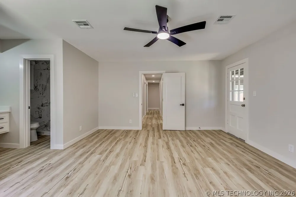 3829 S 117th EastAvenue Tulsa, OK 74146