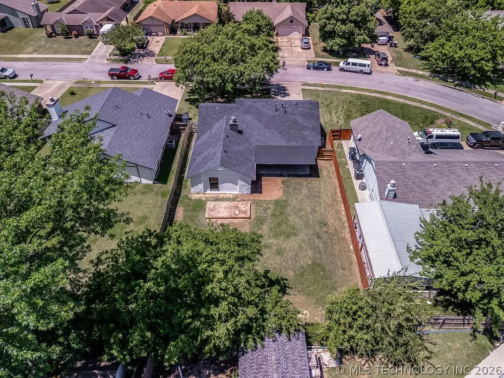 3829 S 117th EastAvenue Tulsa, OK 74146