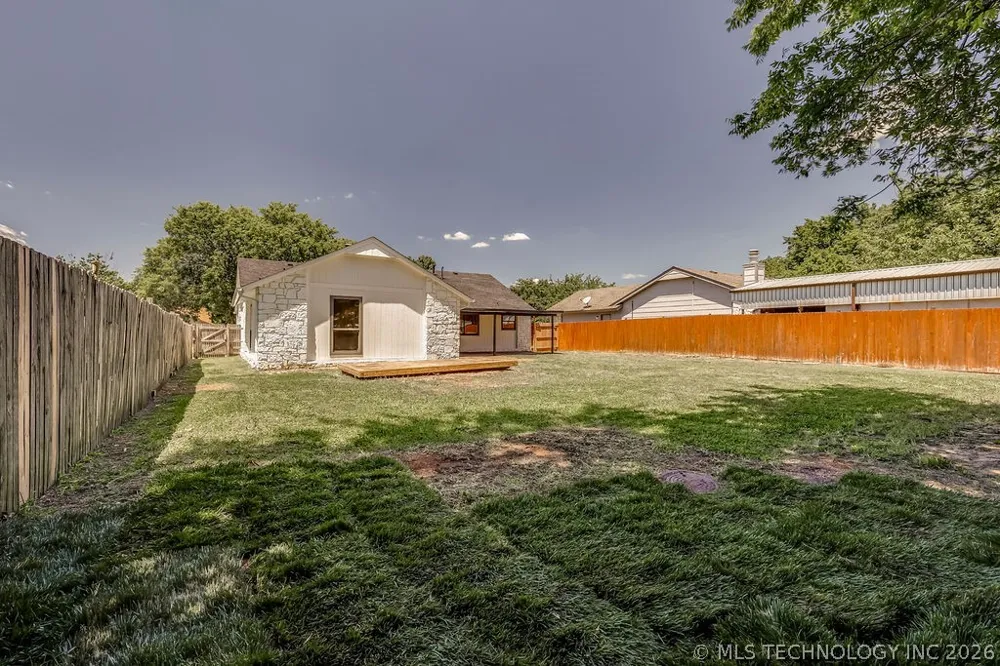 3829 S 117th EastAvenue Tulsa, OK 74146