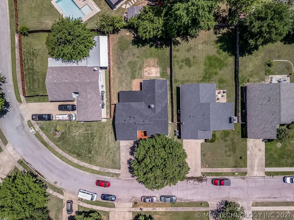 3829 S 117th EastAvenue Tulsa, OK 74146
