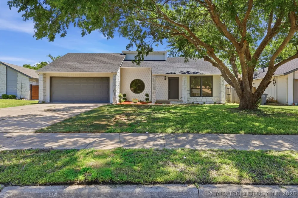 3829 S 117th EastAvenue Tulsa, OK 74146