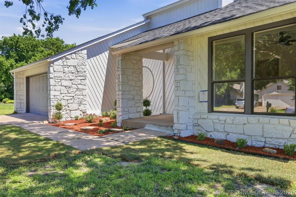 3829 S 117th EastAvenue Tulsa, OK 74146