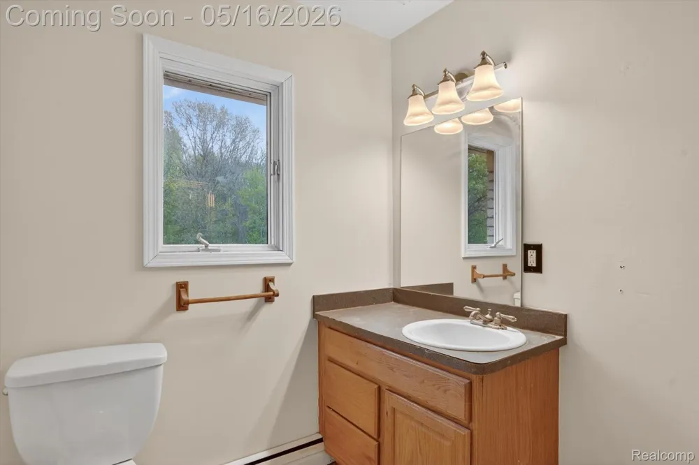 17301 Donohue Road Unadilla Township, MI 48169