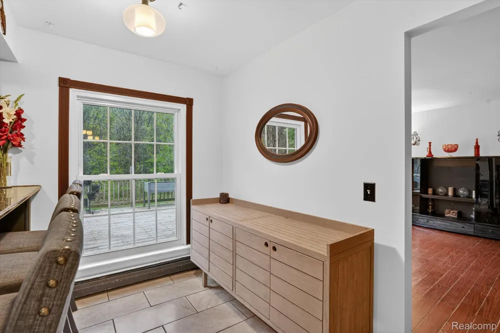 17301 Donohue Road Unadilla Township, MI 48169